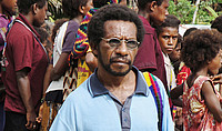 Pastor_Maiyupe_Par_aus_Papua-Neuguinea.jpg